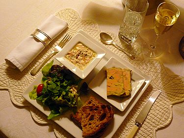 Dinner at Le Clos de la Rose bed and breakfast. A plate for Gourmets